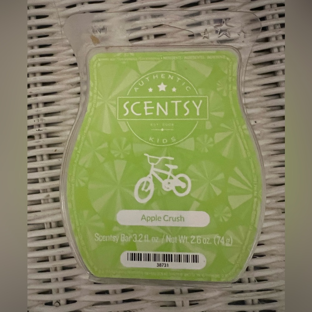 Scentsy- Apple Crush